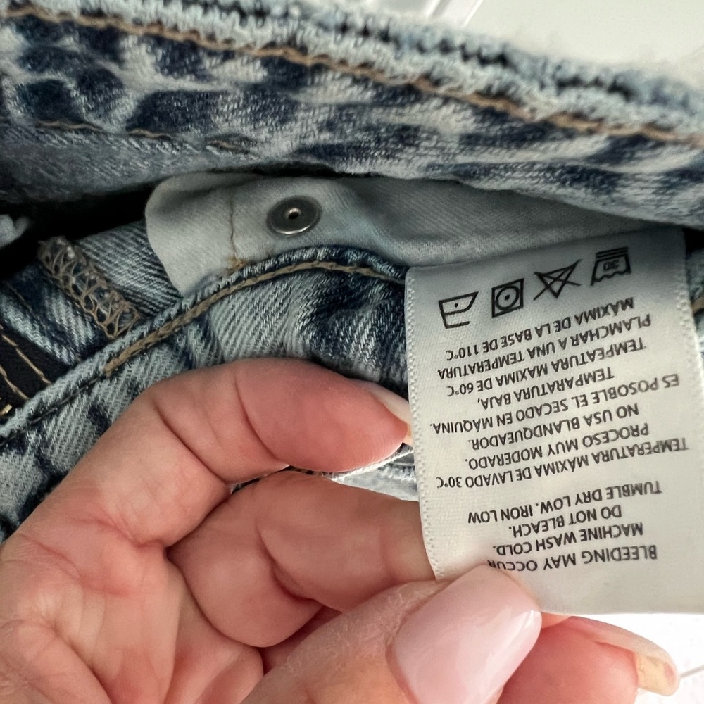 Hidden jeans - Picture 4 of 5